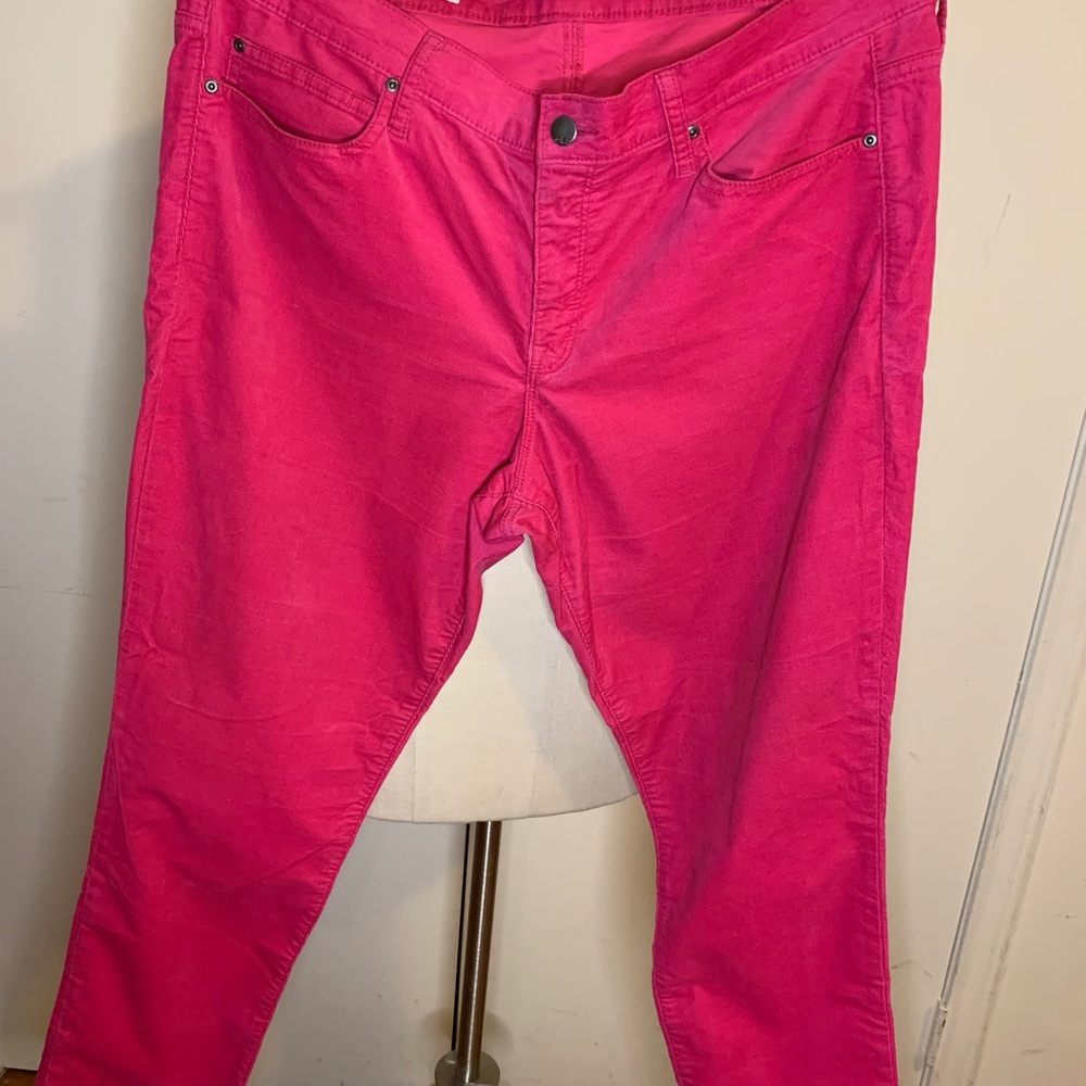 Gap Corduroys fine